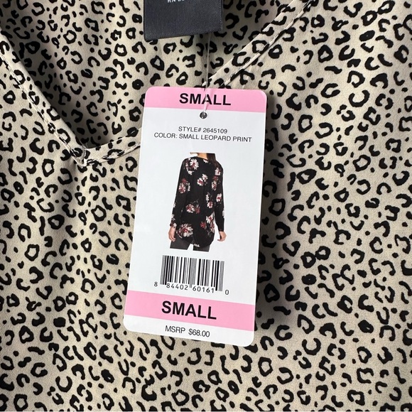 Chelsea & Theodore Animal Small Leopard Print Tan Black Blouse Size Small NWT - Picture 3 of 8